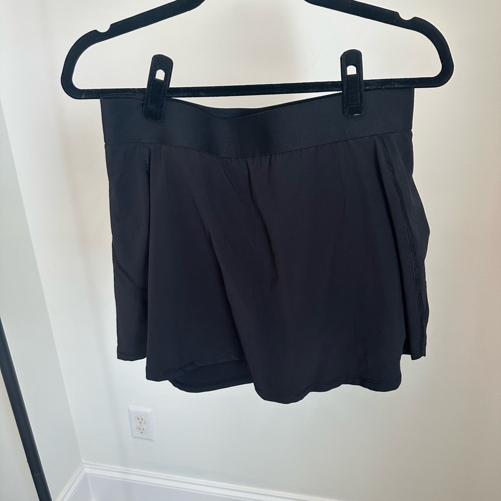 Aritzia Black Athletic Shorts